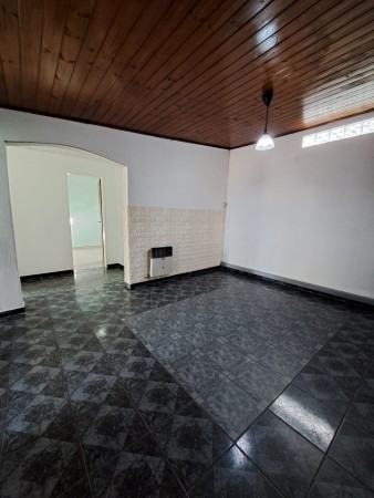 Casa Interna 3 dormitorios con patio