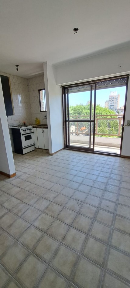 Departamento 1 dormitorio balcon al frente. APTO CREDITO