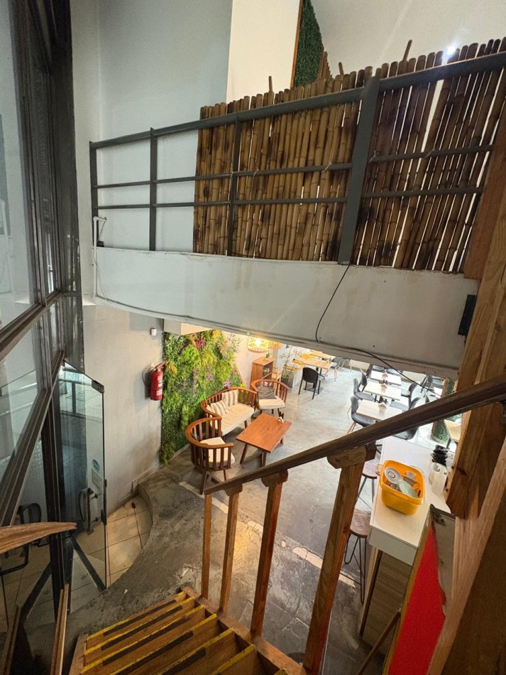 LOCAL COMERCIAL EN ESTRATEGICA ESQUINA