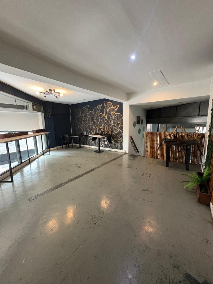 LOCAL COMERCIAL EN ESTRATEGICA ESQUINA