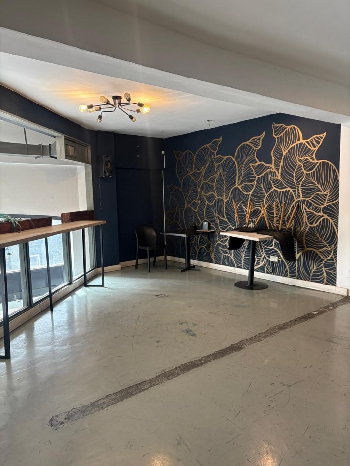 LOCAL COMERCIAL EN ESTRATEGICA ESQUINA