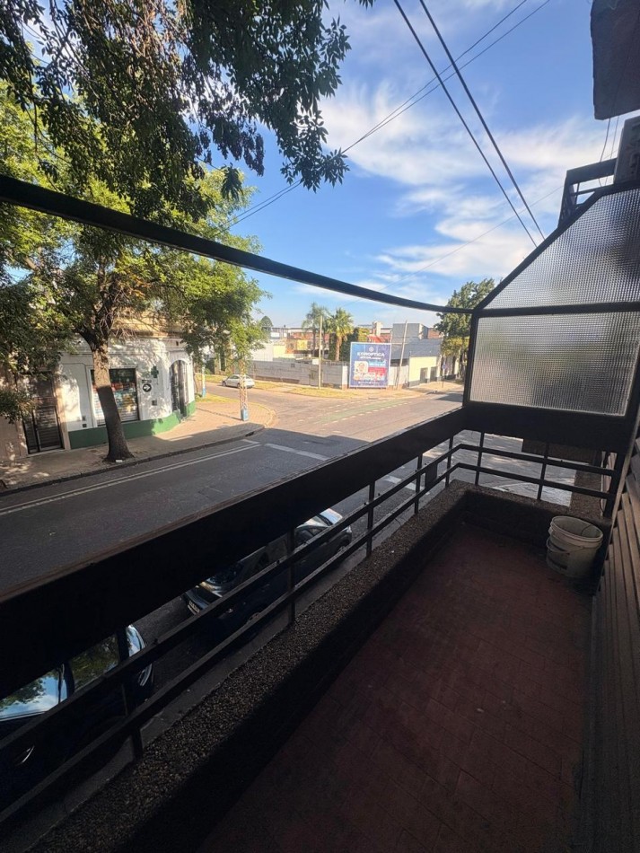 Departamento 2 dormitorios con balcon