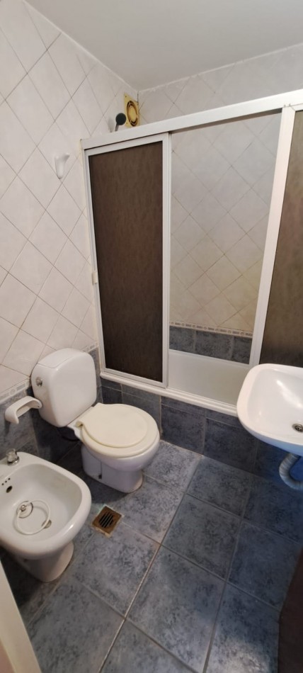 Deprtamento 2 Dormitorios con balcon al frente 